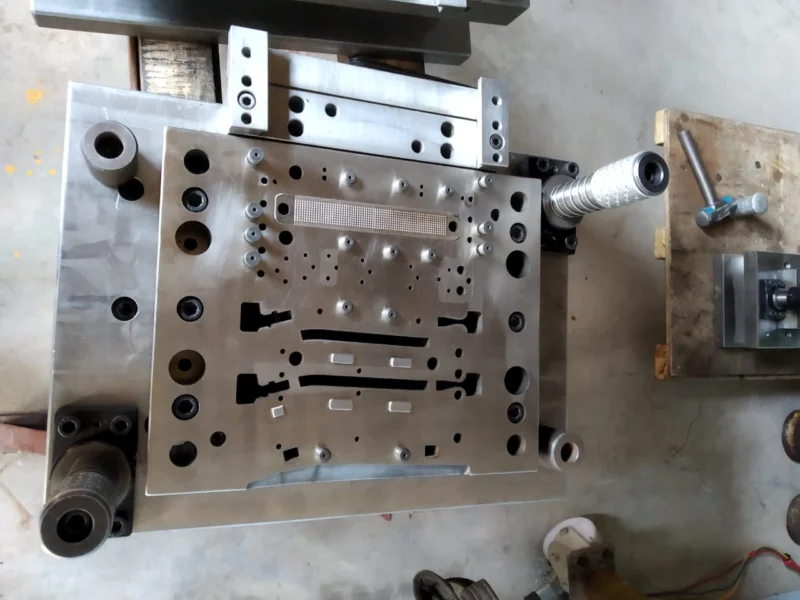 Progressive Die tool